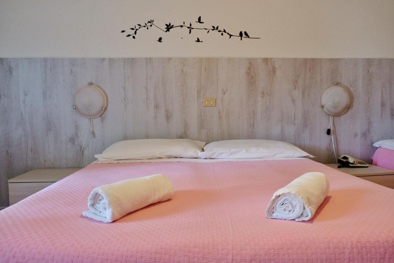 Hotel Dolomiti Levico Terme Exterior photo